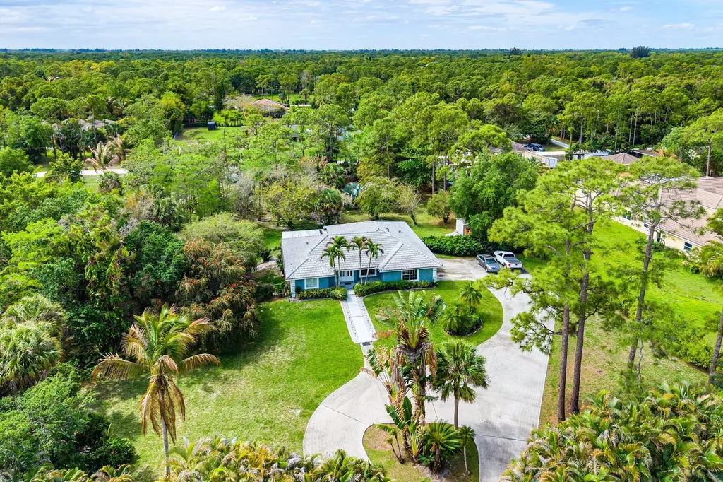 16398 Temple Boulevard Loxahatchee FL 33470