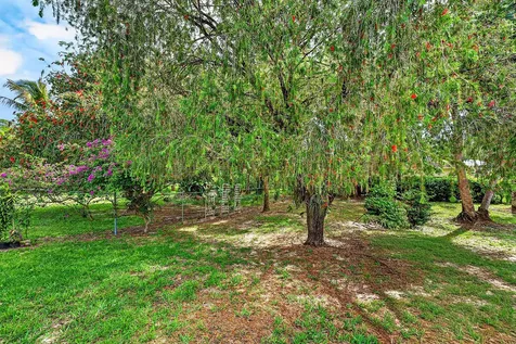 16398 Temple Boulevard Loxahatchee FL 33470