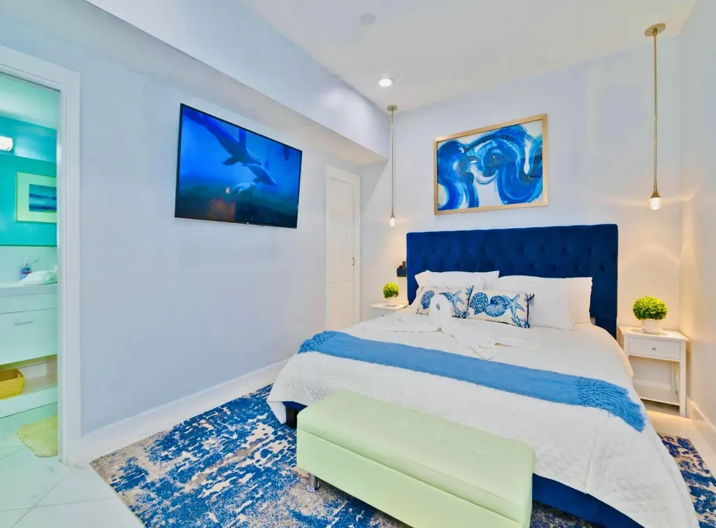 420 SW 1st Avenue Boynton Beach FL 33435