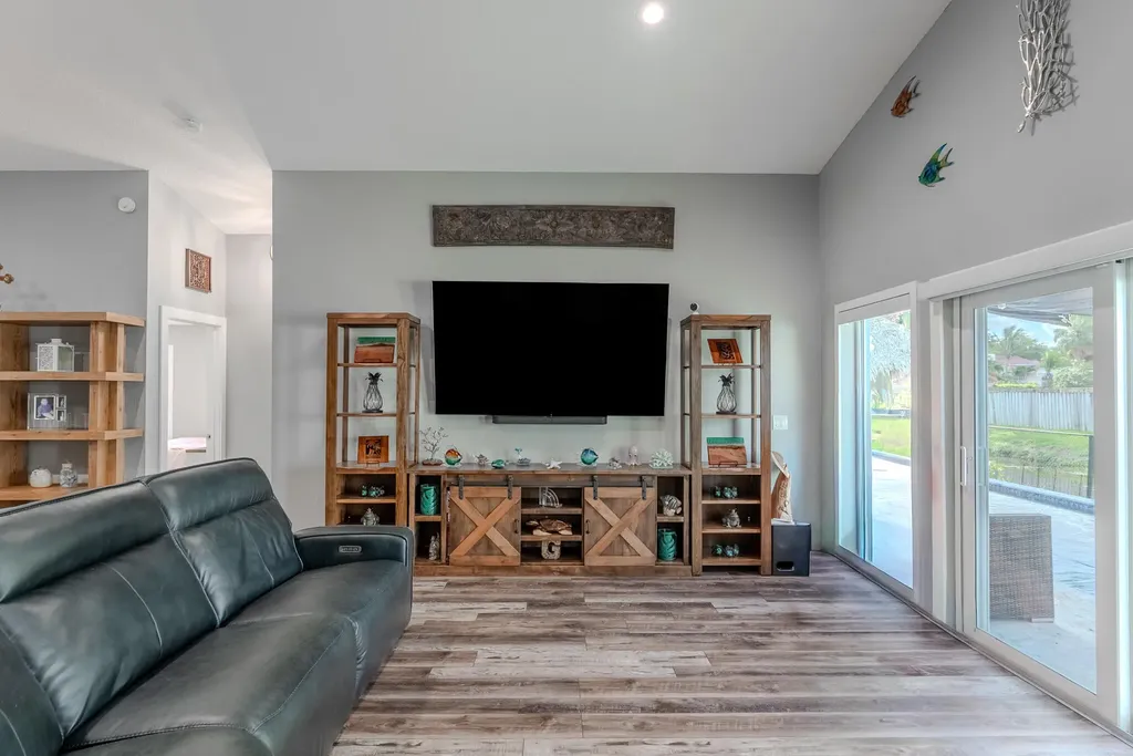 11420 NW 26th Street Plantation FL 33323