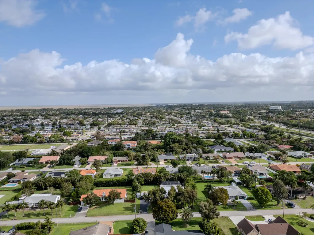 11420 NW 26th Street Plantation FL 33323