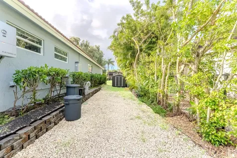 11420 NW 26th Street Plantation FL 33323