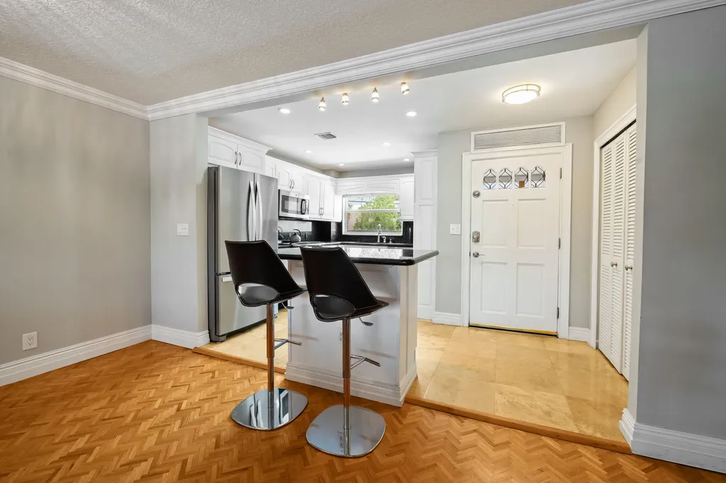 2829 NE 33rd Court Fort Lauderdale FL 33306