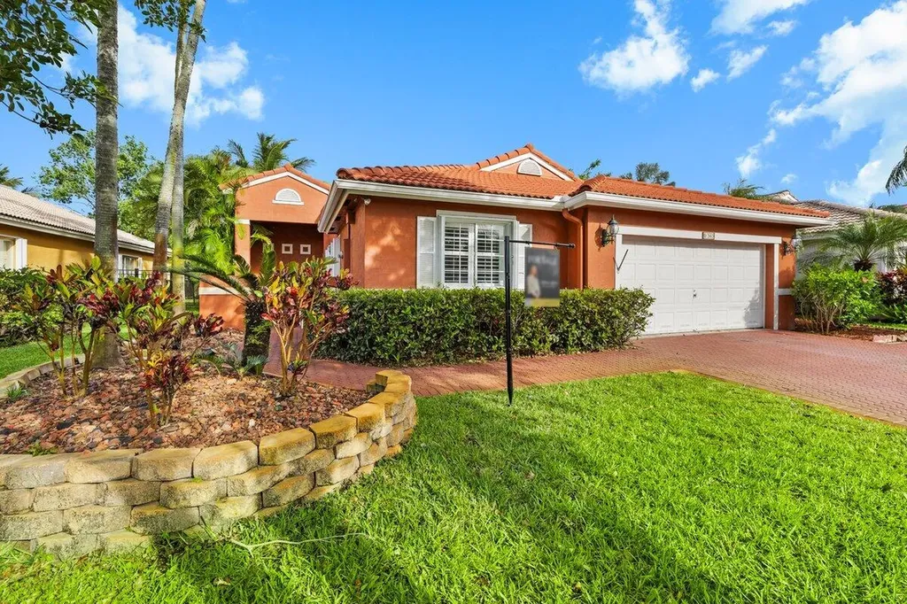 363 SW 161st Avenue Pembroke Pines FL 33027