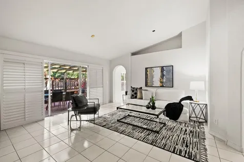 363 SW 161st Avenue Pembroke Pines FL 33027