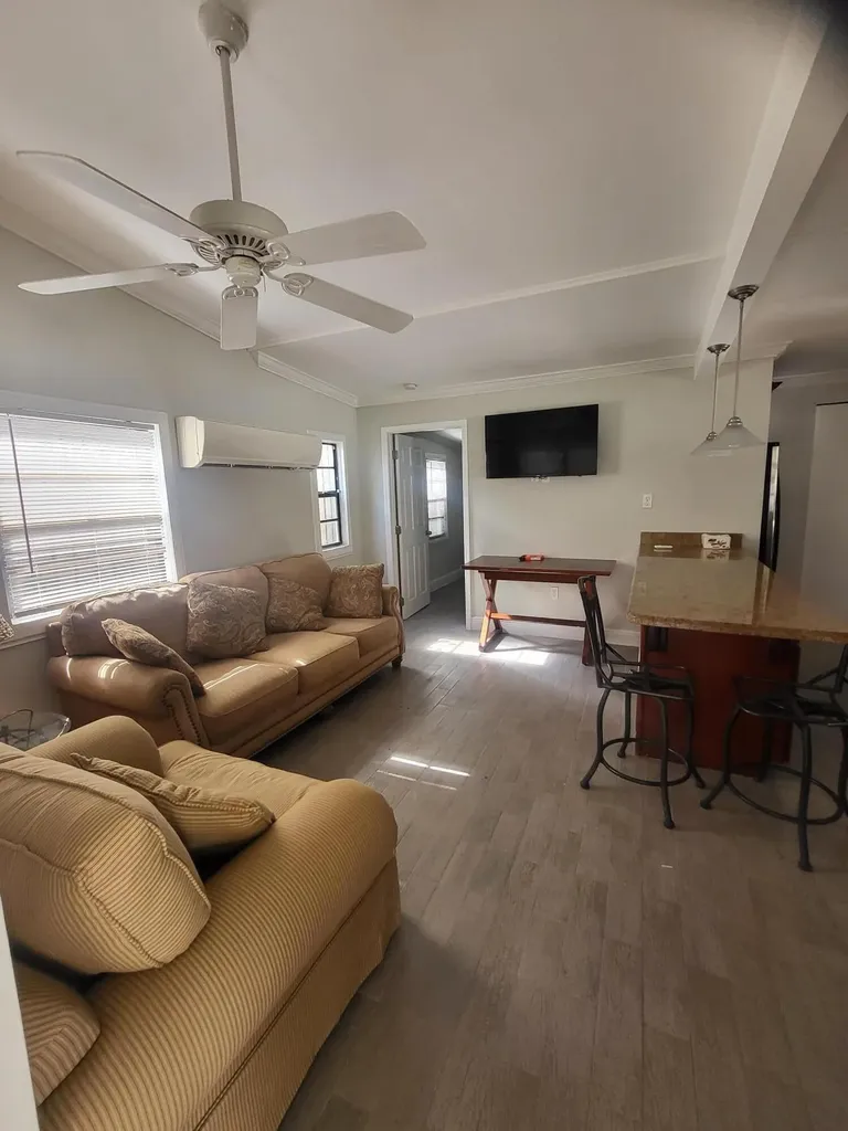 927 S Palmway Lake Worth Beach FL 33460