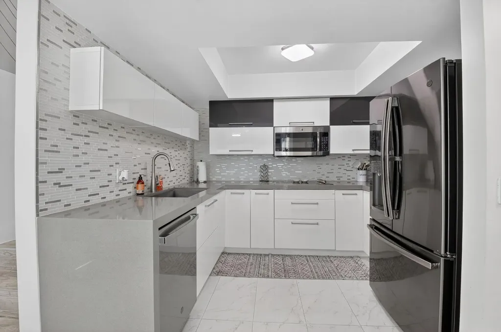 4310 Village Drive Delray Beach FL 33445