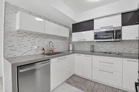 4310 Village Drive Delray Beach FL 33445