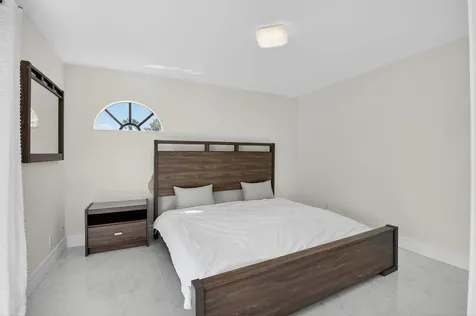 4310 Village Drive Delray Beach FL 33445
