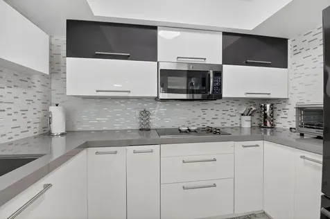 4310 Village Drive Delray Beach FL 33445