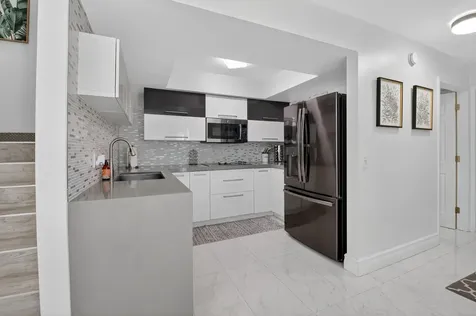4310 Village Drive Delray Beach FL 33445
