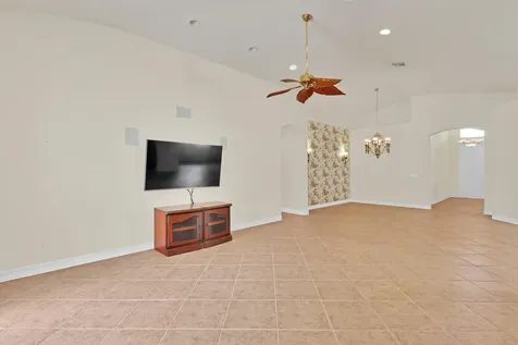 6188 Dorchester Way Vero Beach FL 32966