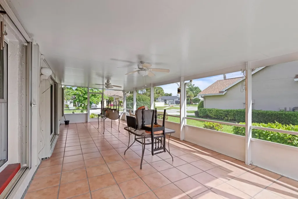 9935 Pine Dust Court Wellington FL 33467