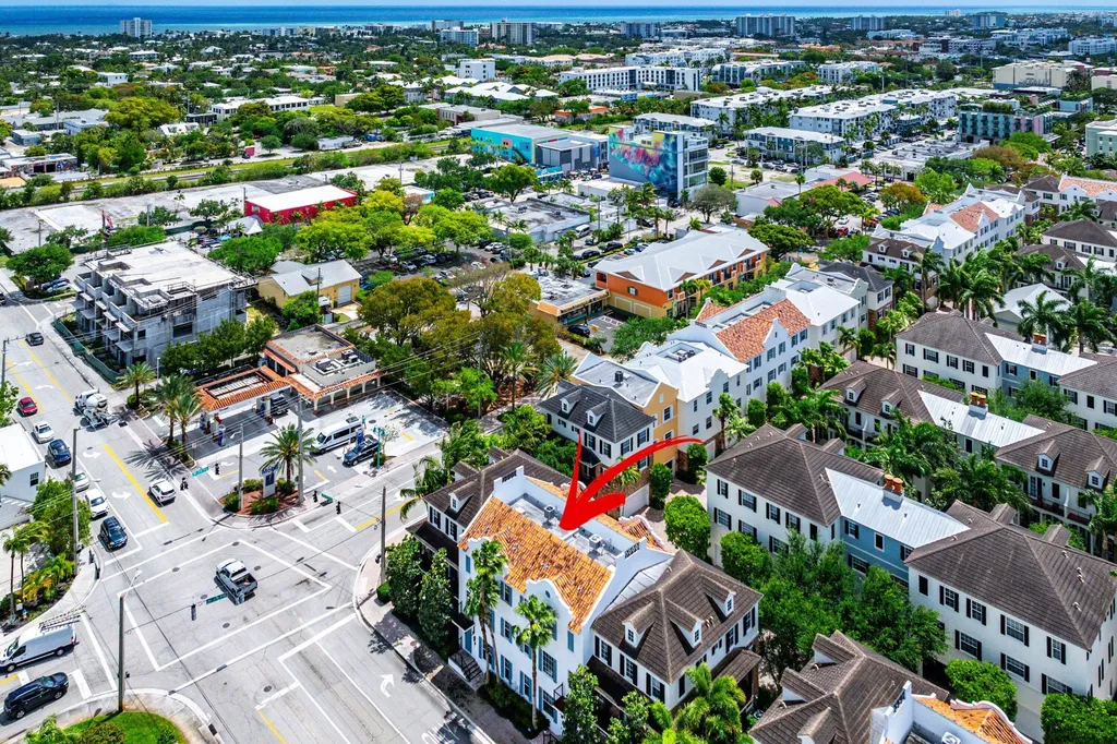 147 N Cannery Row Circle Delray Beach FL 33444