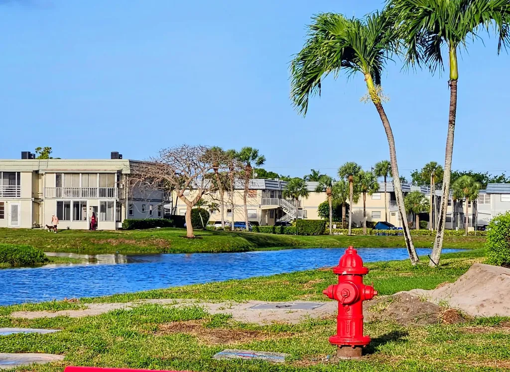 26 Brittany Delray Beach FL 33446