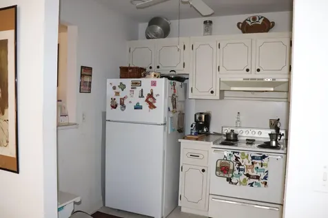 26 Brittany Delray Beach FL 33446