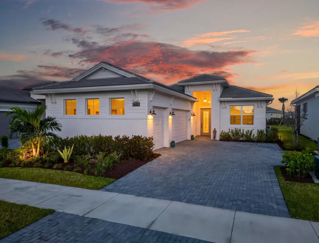 8629 SW Cantante Way Port St Lucie FL 34987