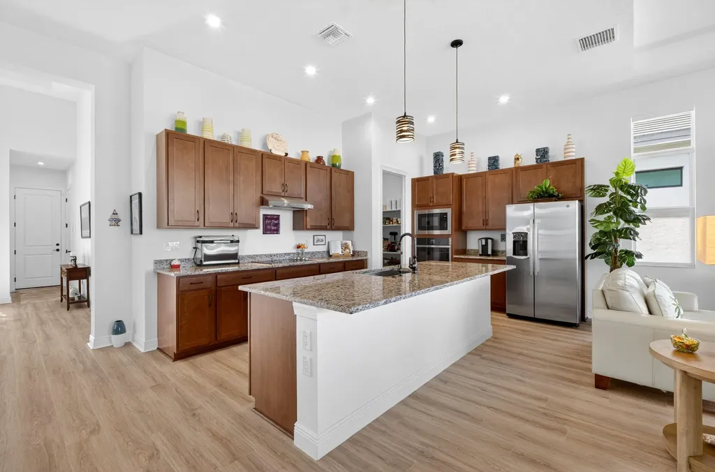 8629 SW Cantante Way Port St Lucie FL 34987