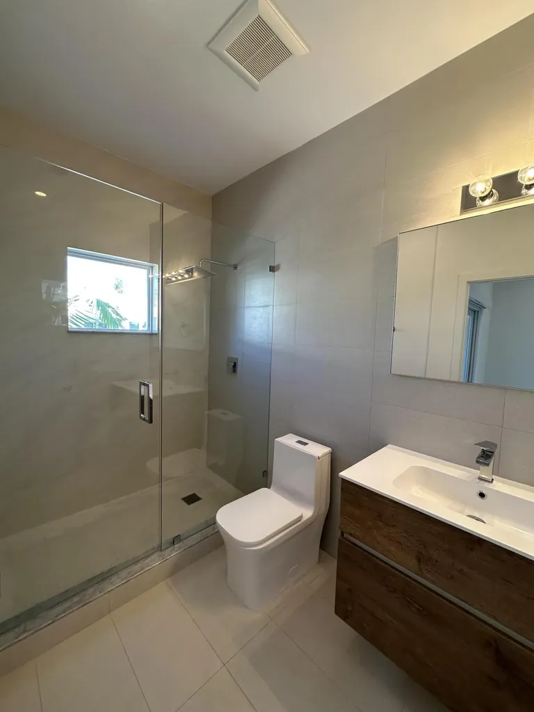 815 NE 17th Avenue Fort Lauderdale FL 33304