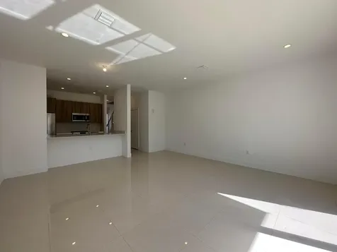 815 NE 17th Avenue Fort Lauderdale FL 33304