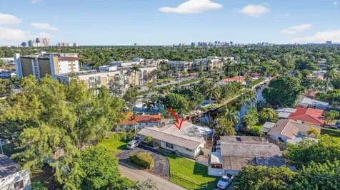 1570 NE 30th Place Oakland Park FL 33334