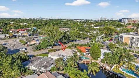 1570 NE 30th Place Oakland Park FL 33334