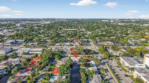 1570 NE 30th Place Oakland Park FL 33334