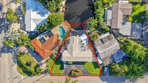 1570 NE 30th Place Oakland Park FL 33334