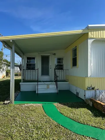 7199 SE Redbird Circle Hobe Sound FL 33455