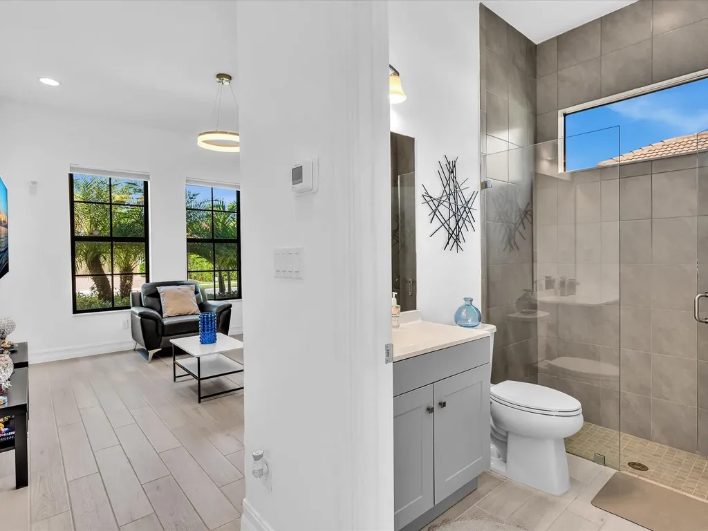 8928 E Bastille Circle Parkland FL 33076