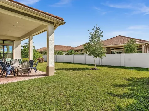 8928 E Bastille Circle Parkland FL 33076