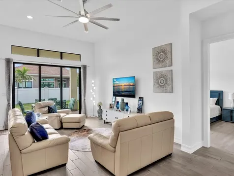 8928 E Bastille Circle Parkland FL 33076