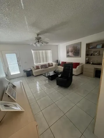 186 Flanders D Delray Beach FL 33484