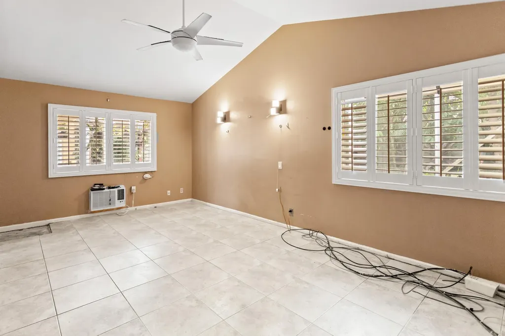 330 Prairie Rose Lane Boca Raton FL 33487