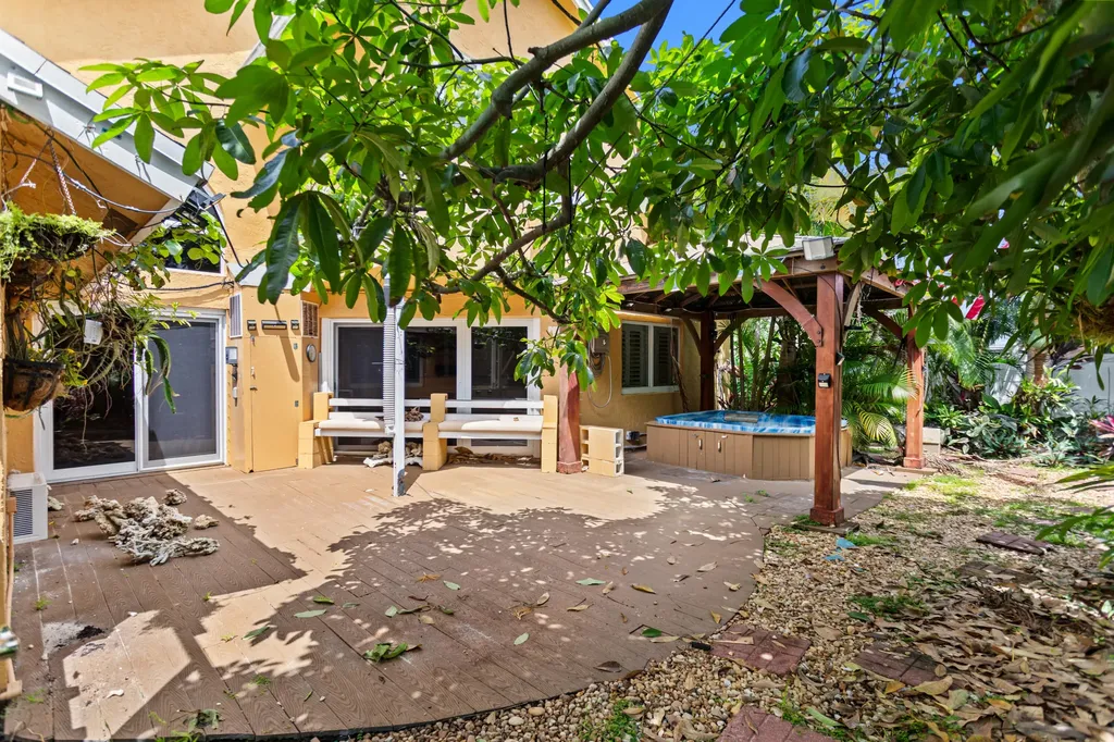 330 Prairie Rose Lane Boca Raton FL 33487
