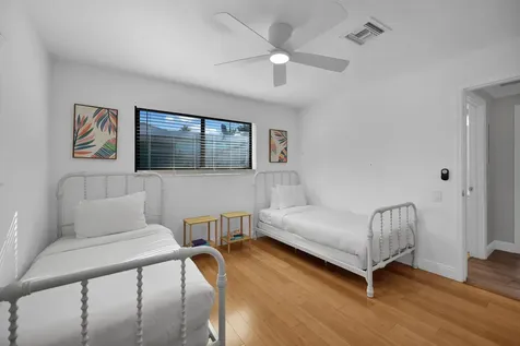 908 SE 16th Street Deerfield Beach FL 33441