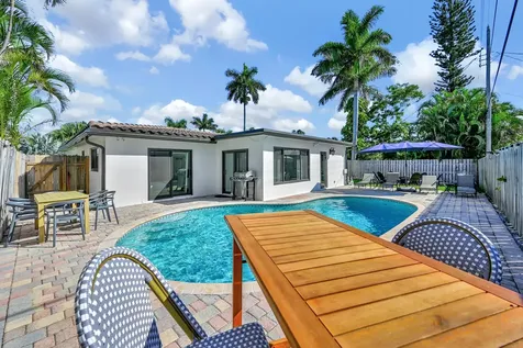 908 SE 16th Street Deerfield Beach FL 33441