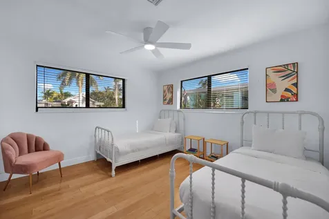 908 SE 16th Street Deerfield Beach FL 33441