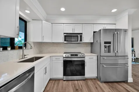 908 SE 16th Street Deerfield Beach FL 33441