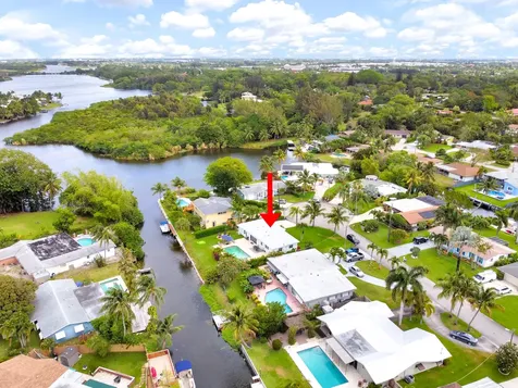 6821 Kingston Drive Lake Worth FL 33462