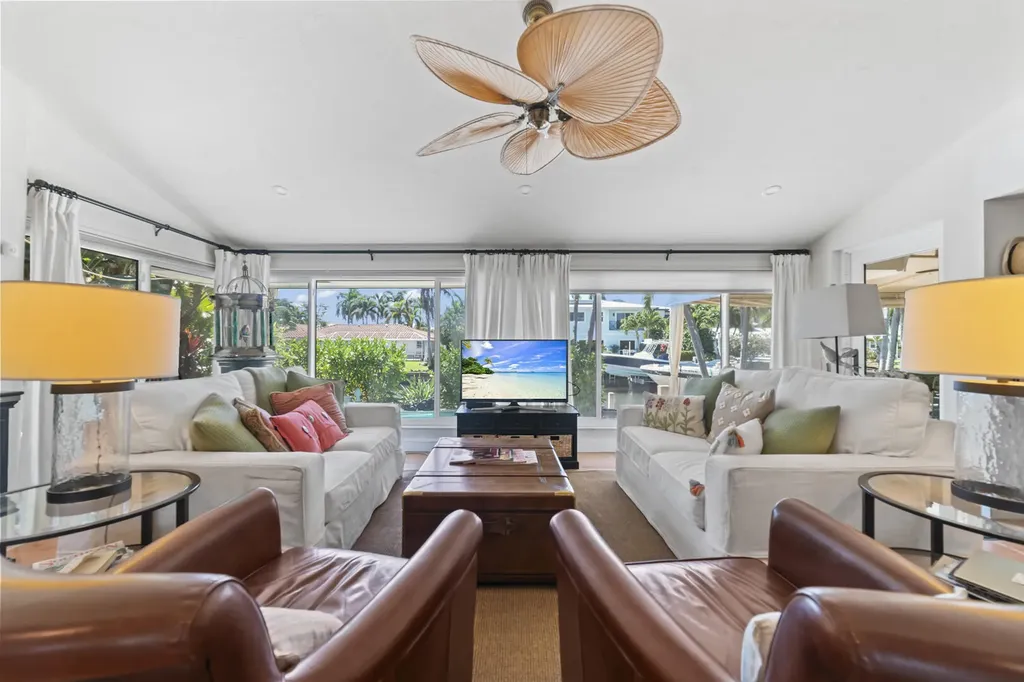 926 Eve Street Delray Beach FL 33483
