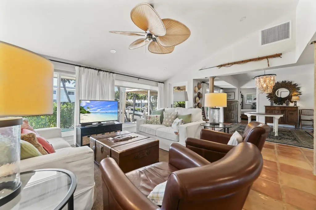 926 Eve Street Delray Beach FL 33483