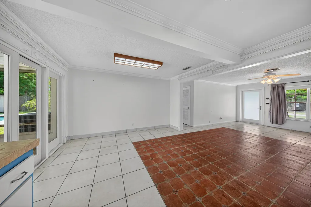 3213 Dover Road Pompano Beach FL 33062