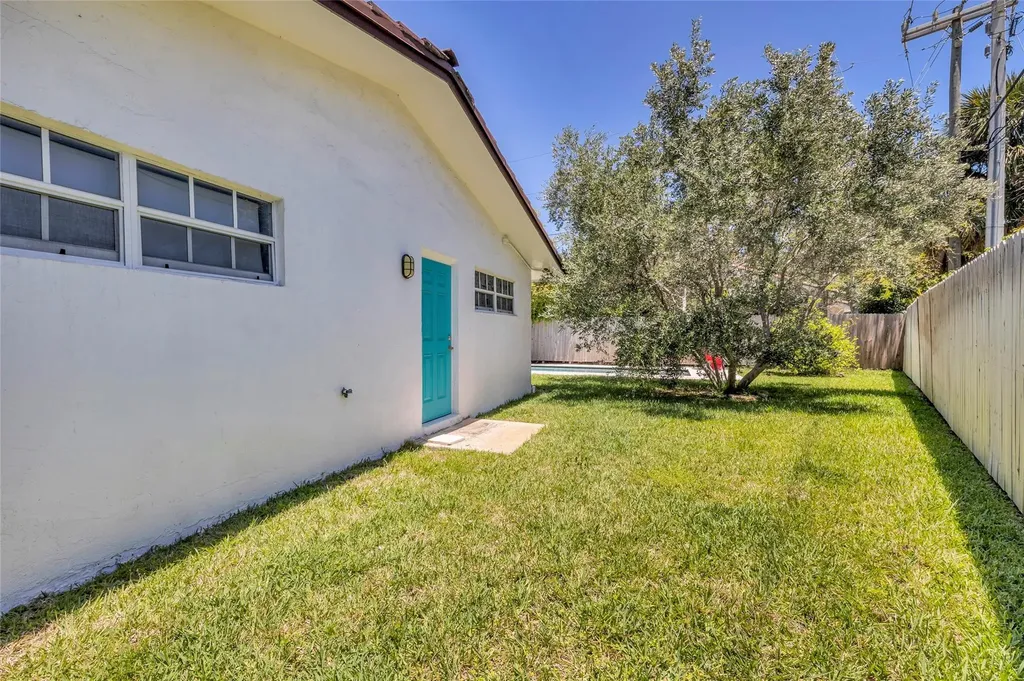 3213 Dover Road Pompano Beach FL 33062