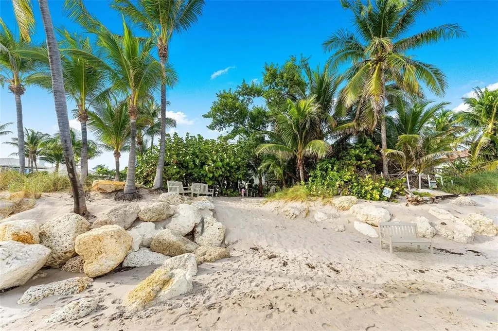 3213 Dover Road Pompano Beach FL 33062