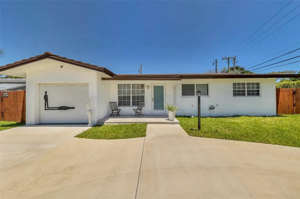 3213 Dover Road Pompano Beach FL 33062