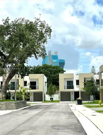 4189 N Oak Place Dania Beach FL 33314