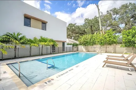 4189 N Oak Place Dania Beach FL 33314