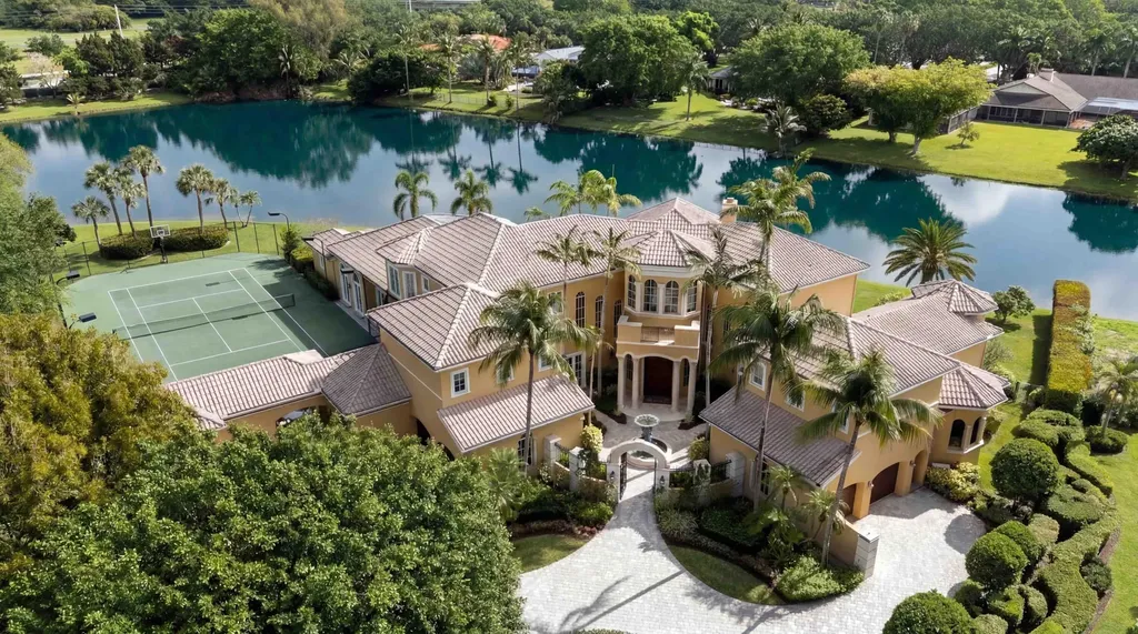 18118 Daybreak Drive Boca Raton FL 33496