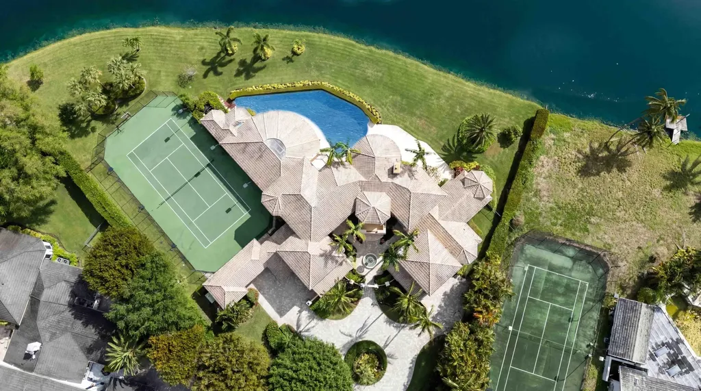 18118 Daybreak Drive Boca Raton FL 33496
